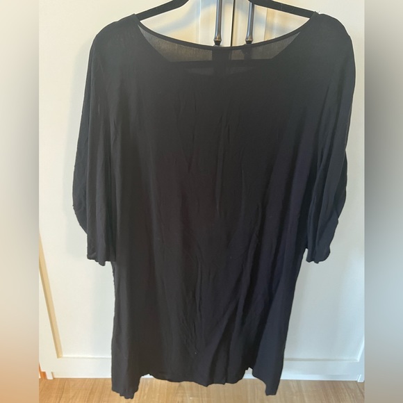 Black Shift Dress - Picture 4 of 4